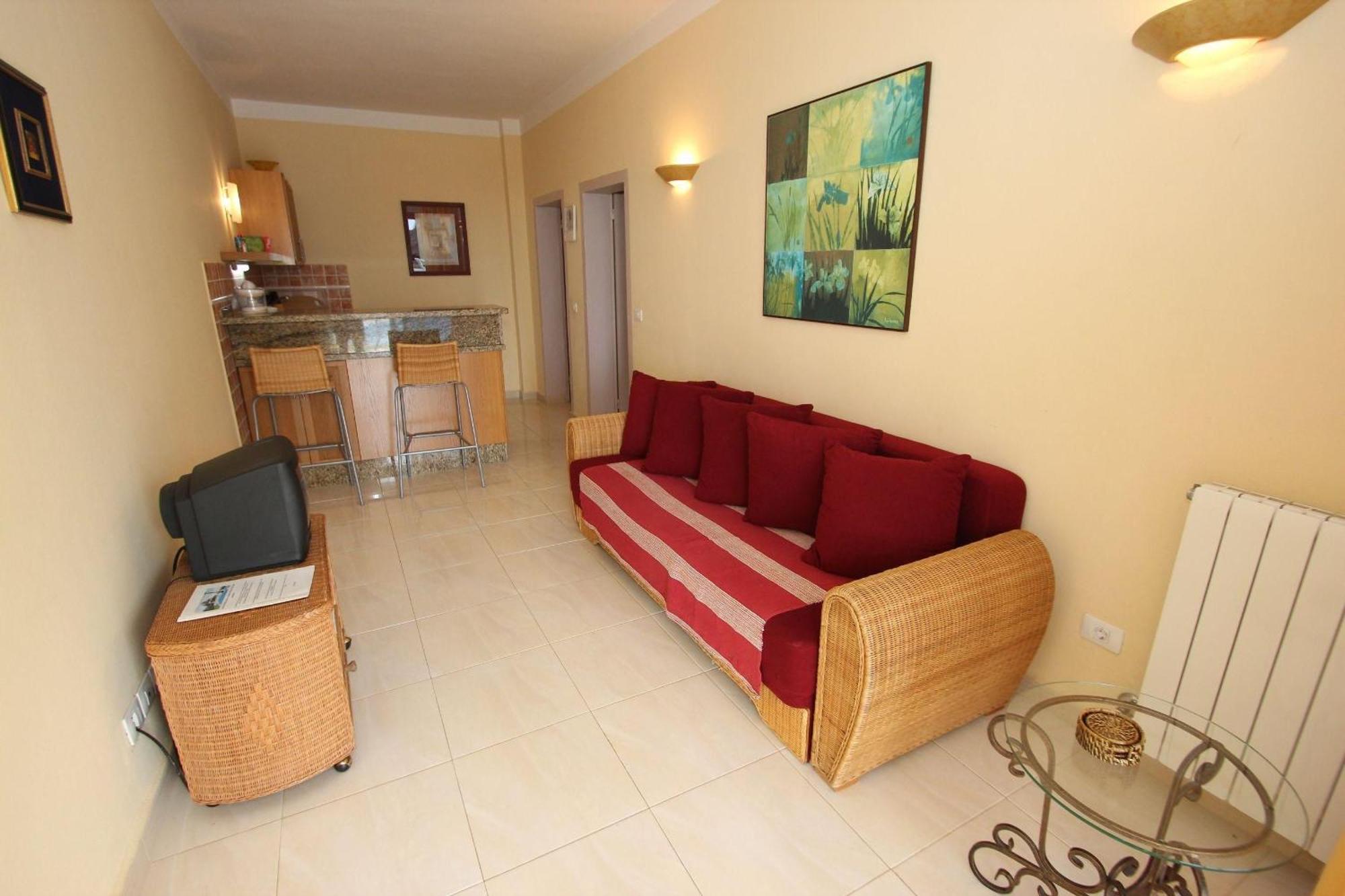Apartment Modern Eingerichtete Leon Mit Terrasse *